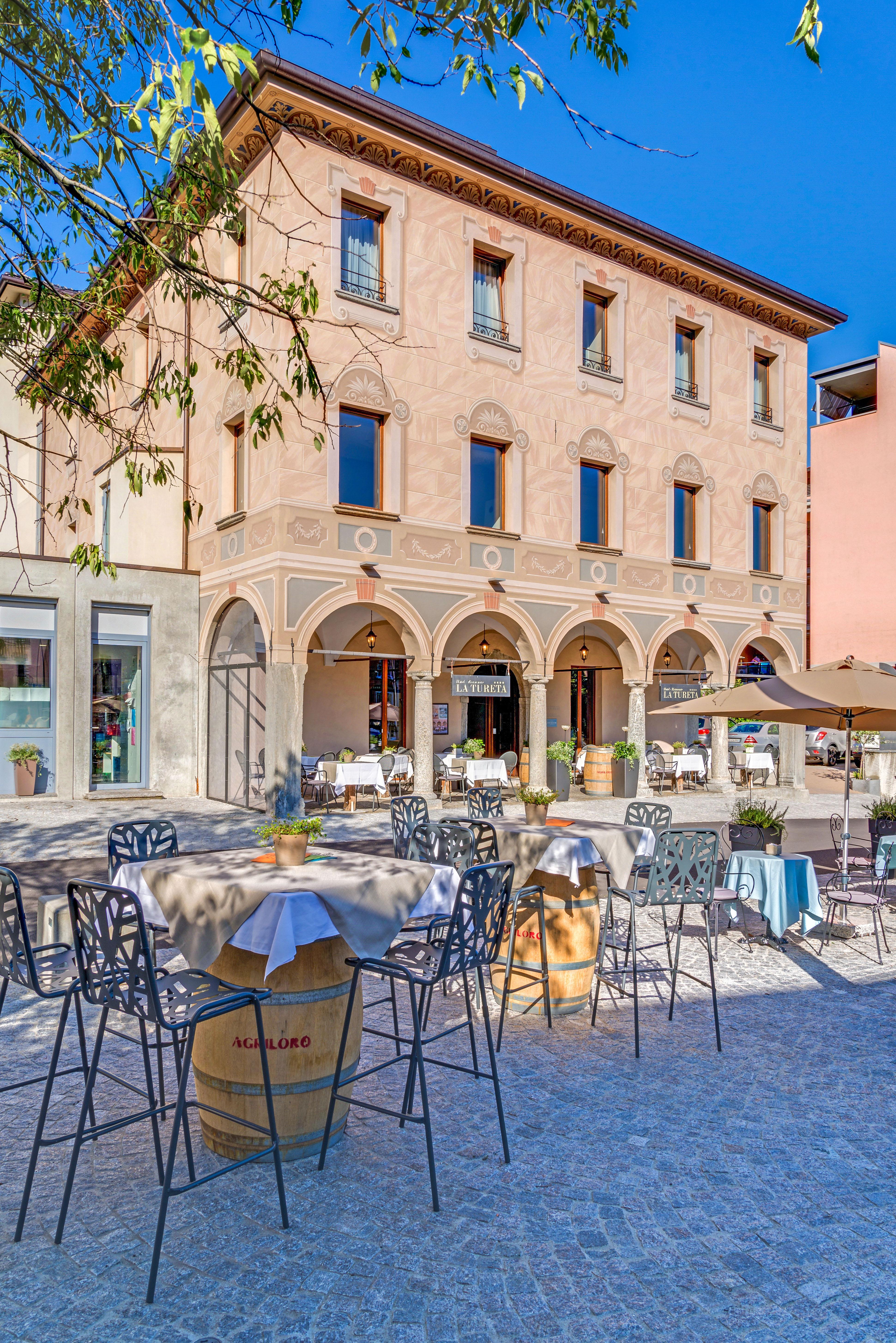 Boutique & Business Hotel La Tureta Giubiasco Exteriör bild